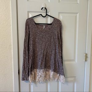 Vanity purple top with lace on bottom